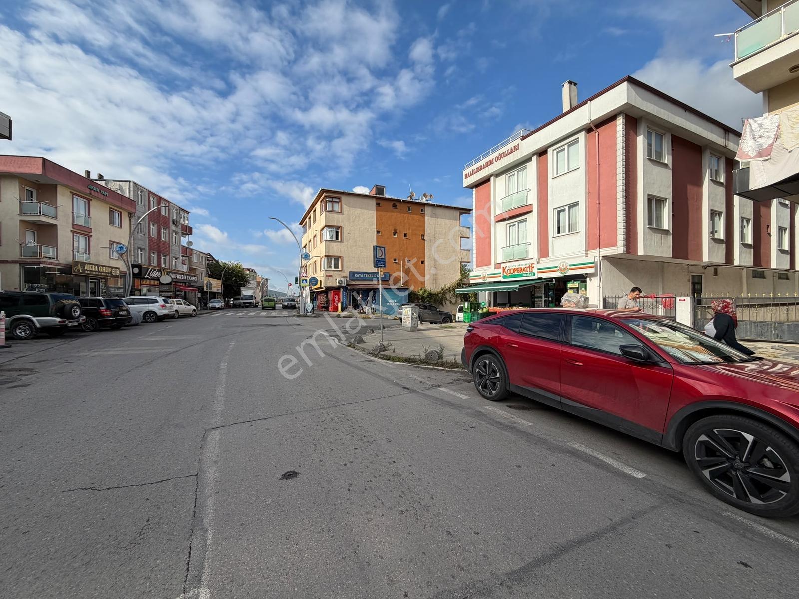 Tuzla Mimarsinan Emiroğlu Cad. Fırsat İskanlı Satılık 3+1 Daire — fotoğraf 3