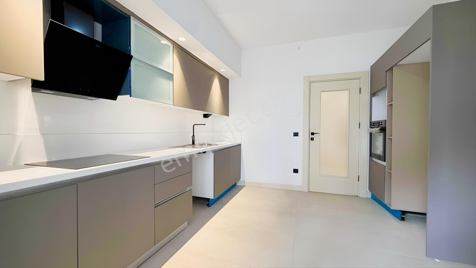 Kadıköy Emlak Konut Büyük Tip Uygunteslim165m2 Satılık 3+1 Daire — fotoğraf 7