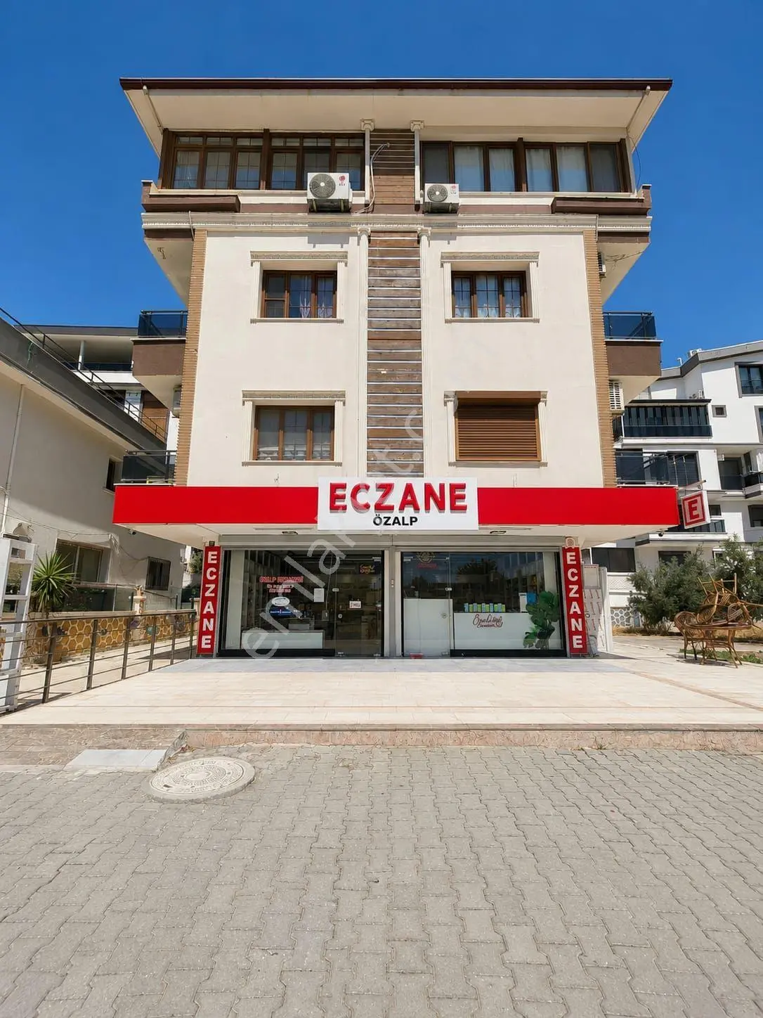 Didim Çamlık Mahallesi Merkezi Konum Ve Lokasyonda İçi Bakımlı Çok Temiz Satılık...