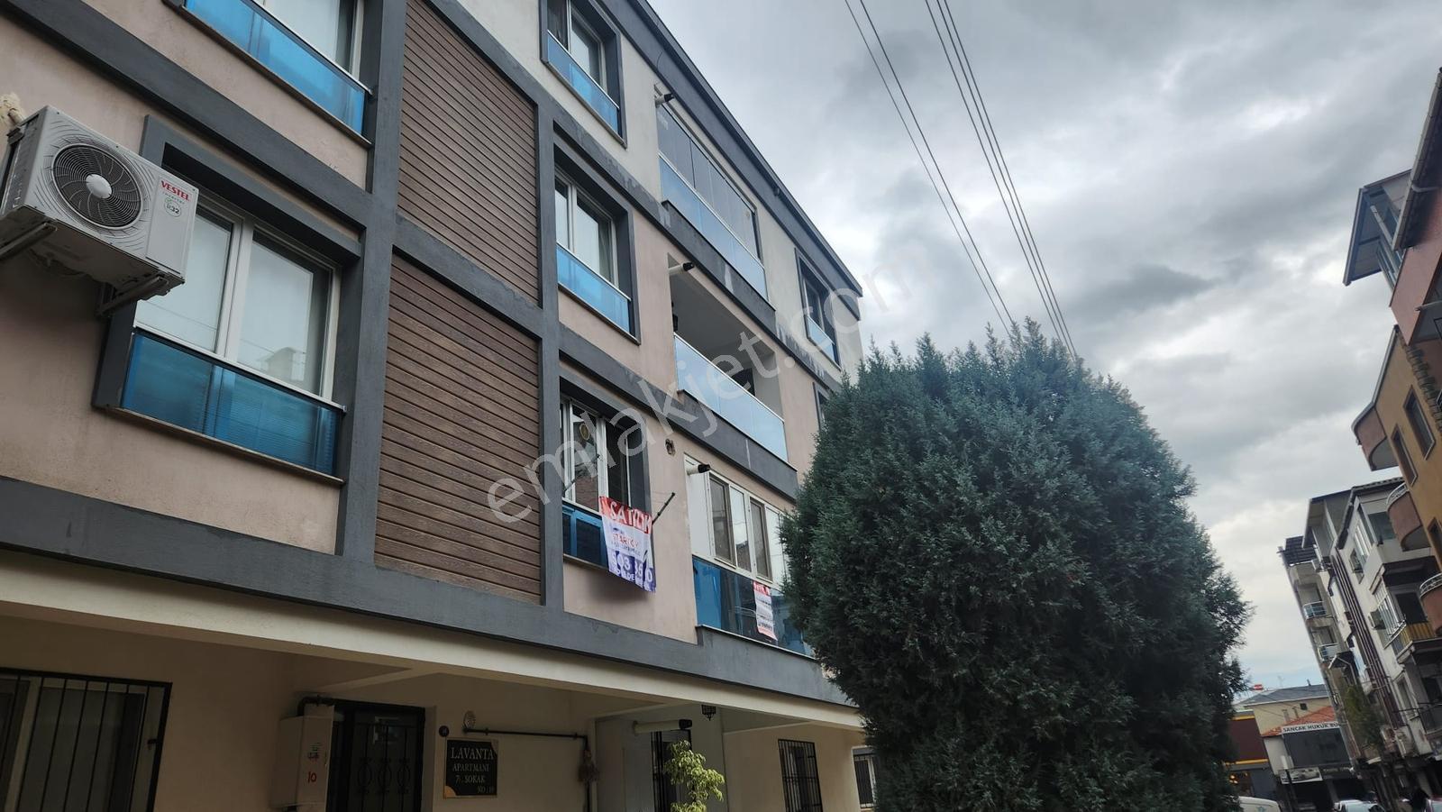 Kemalpaşa 8 Eylül Mahallesinde Satılık 3+1 Daire — fotoğraf 2