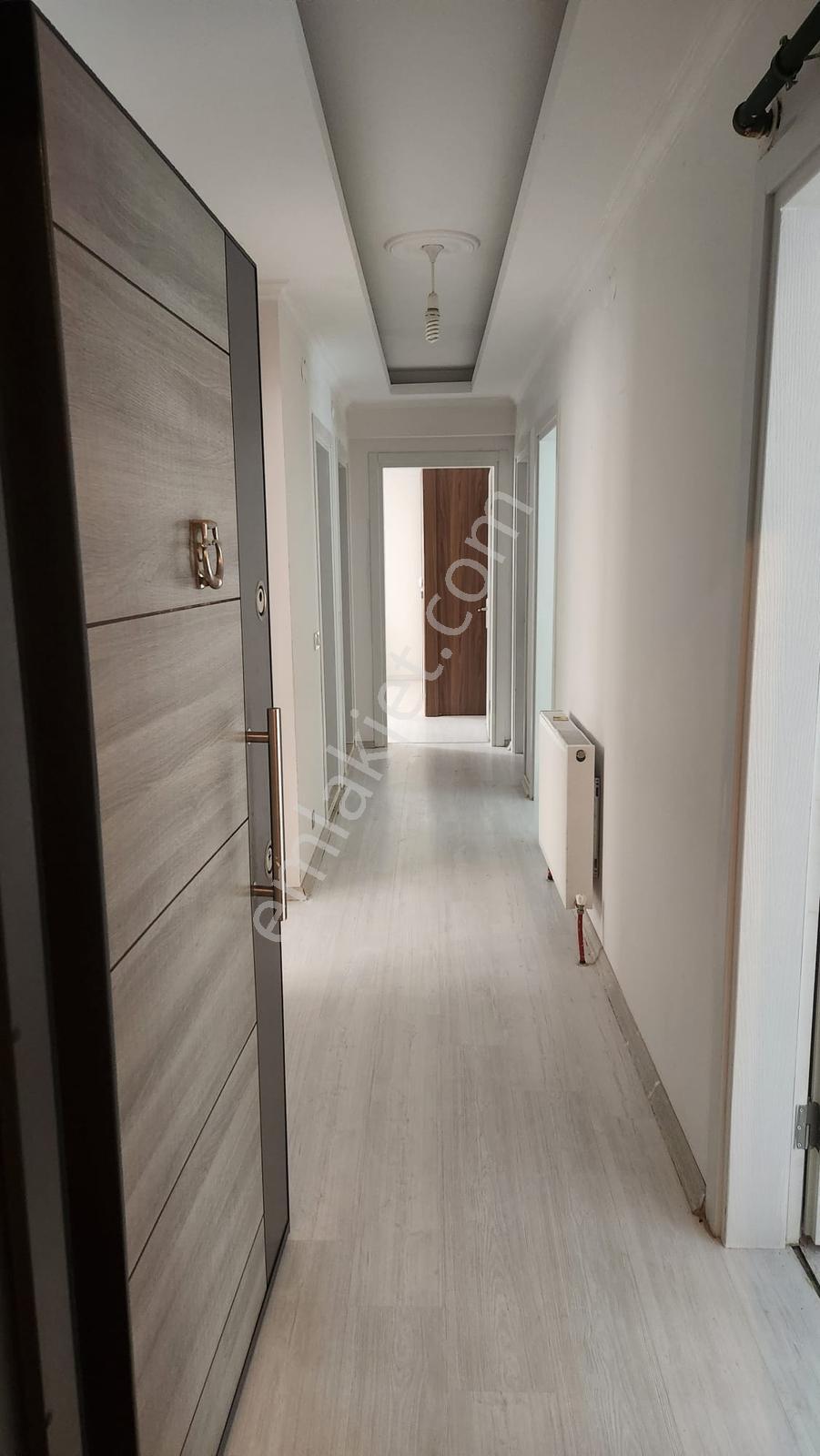 Kemalpaşa 8 Eylül Mahallesinde Satılık 3+1 Daire — fotoğraf 6