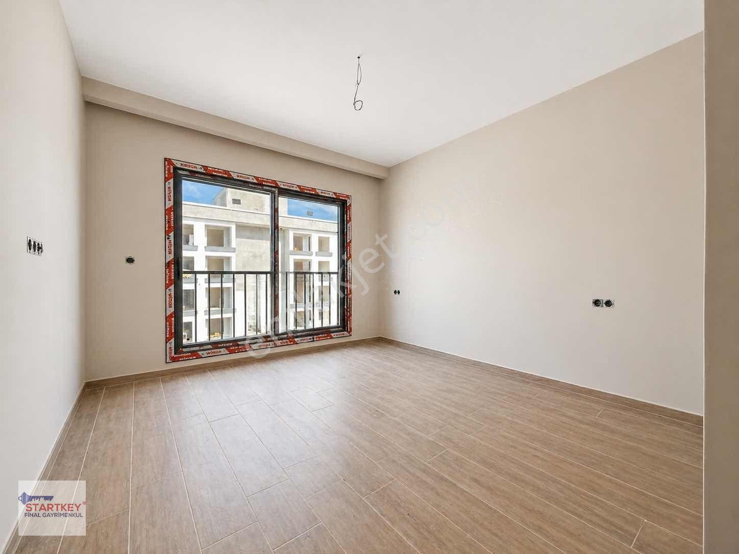 Menemen Seyrek Satılık Villa 3+1 Triplex Havuzlu Güvenlikli Site — fotoğraf 5