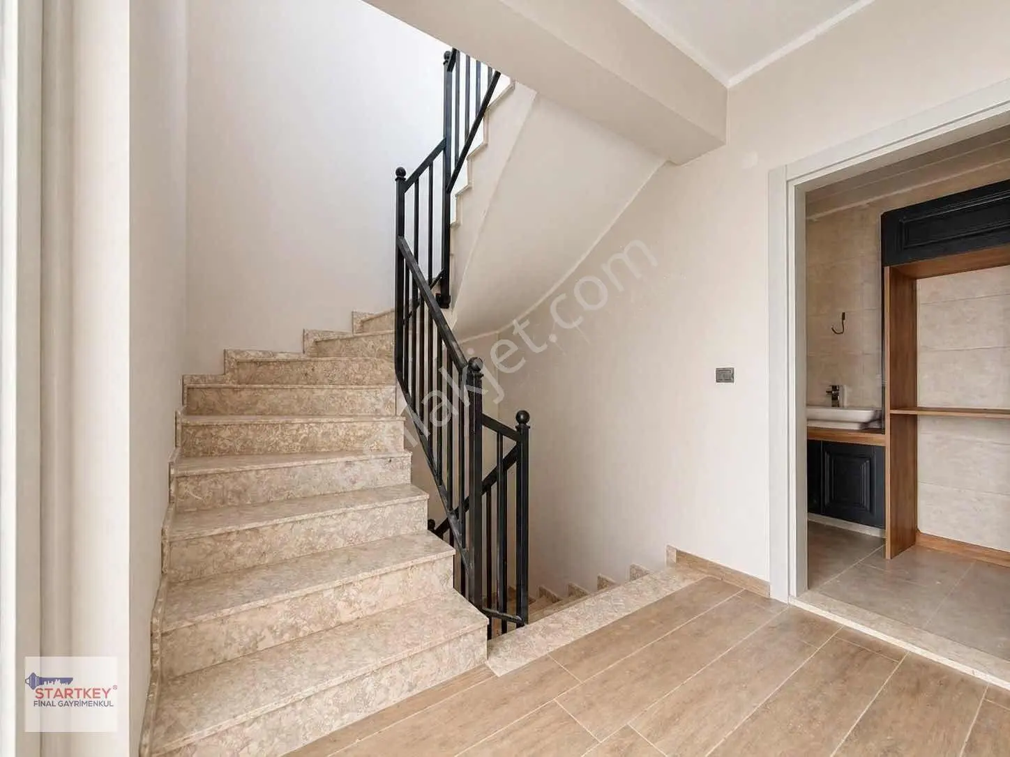 Menemen Seyrek Satılık Villa 3+1 Triplex Havuzlu Güvenlikli Site — fotoğraf 23