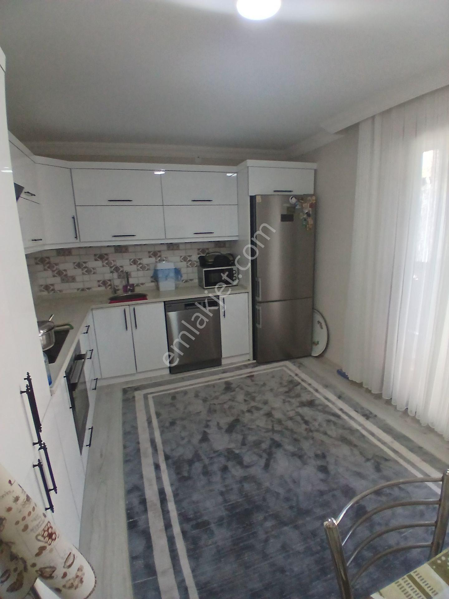 Karabağlar Selvili'de Modern Tasarımlı 2+1 Satılık Daire — fotoğraf 5
