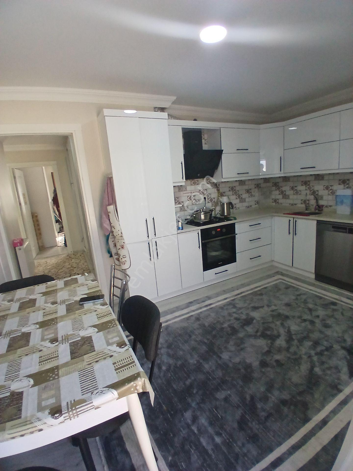 Karabağlar Selvili'de Modern Tasarımlı 2+1 Satılık Daire — fotoğraf 7