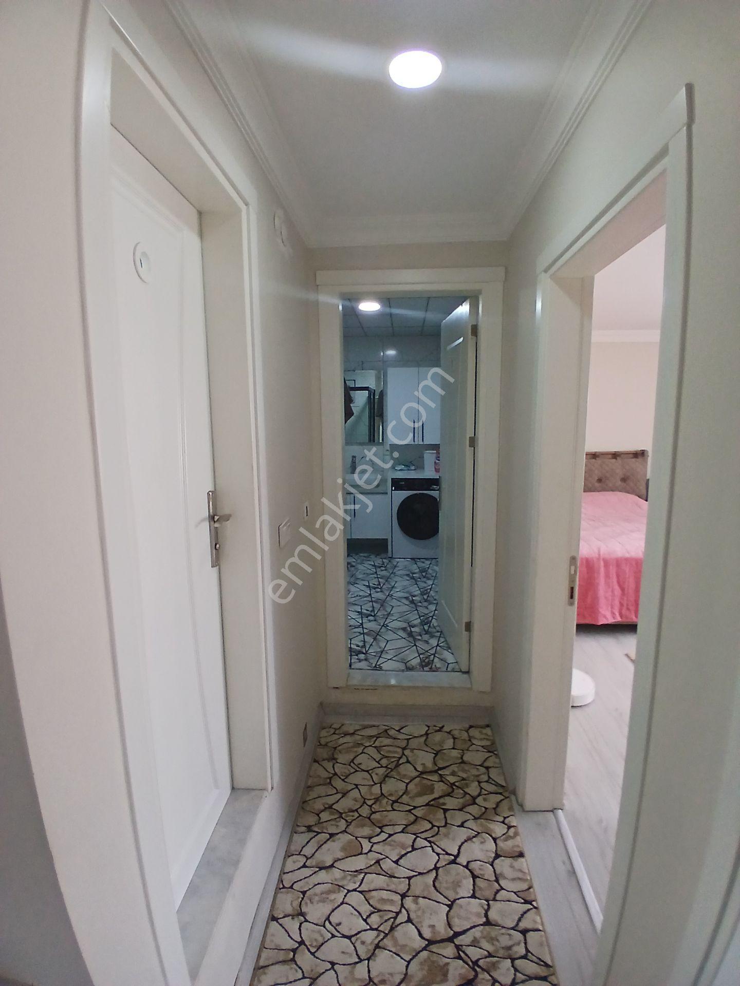Karabağlar Selvili'de Modern Tasarımlı 2+1 Satılık Daire — fotoğraf 16