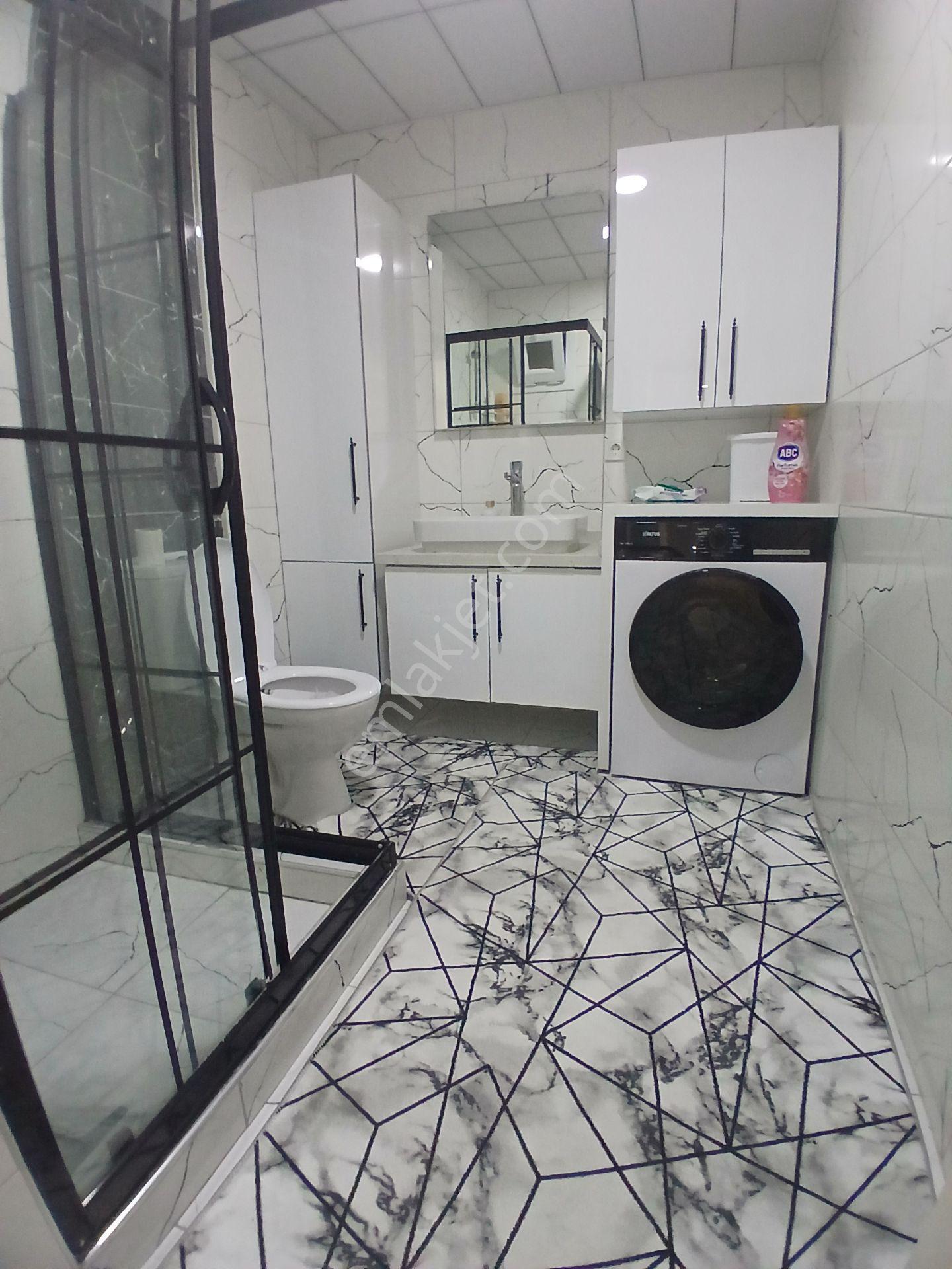 Karabağlar Selvili'de Modern Tasarımlı 2+1 Satılık Daire — fotoğraf 21
