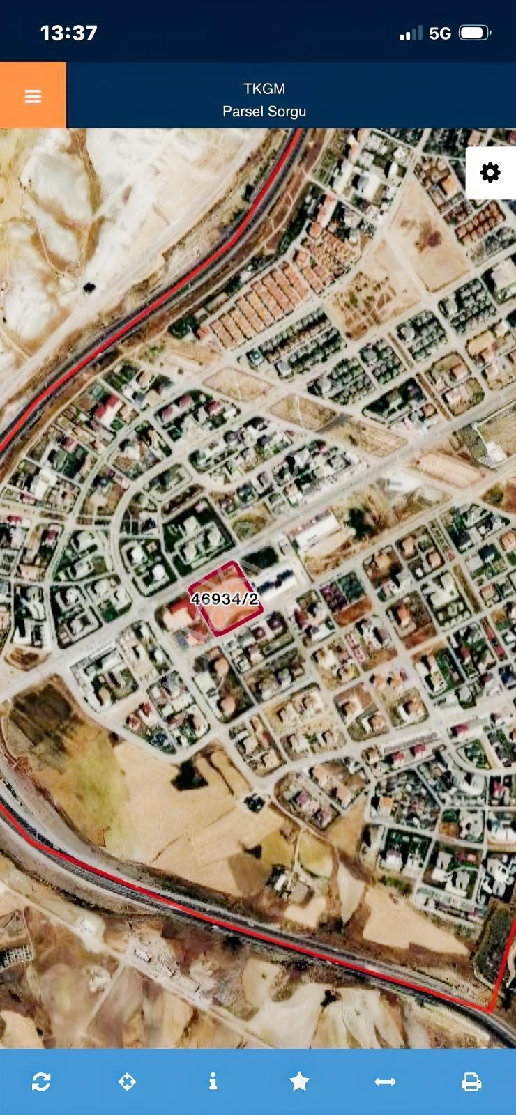 Bağlıcada 180 M2 Okul Arsası