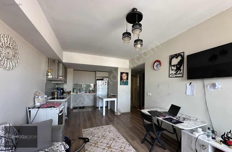 Esenyurt Radius Sitesi Balkonlu Ticari Tapulu 1+1 Kiracılı Daire — fotoğraf 4
