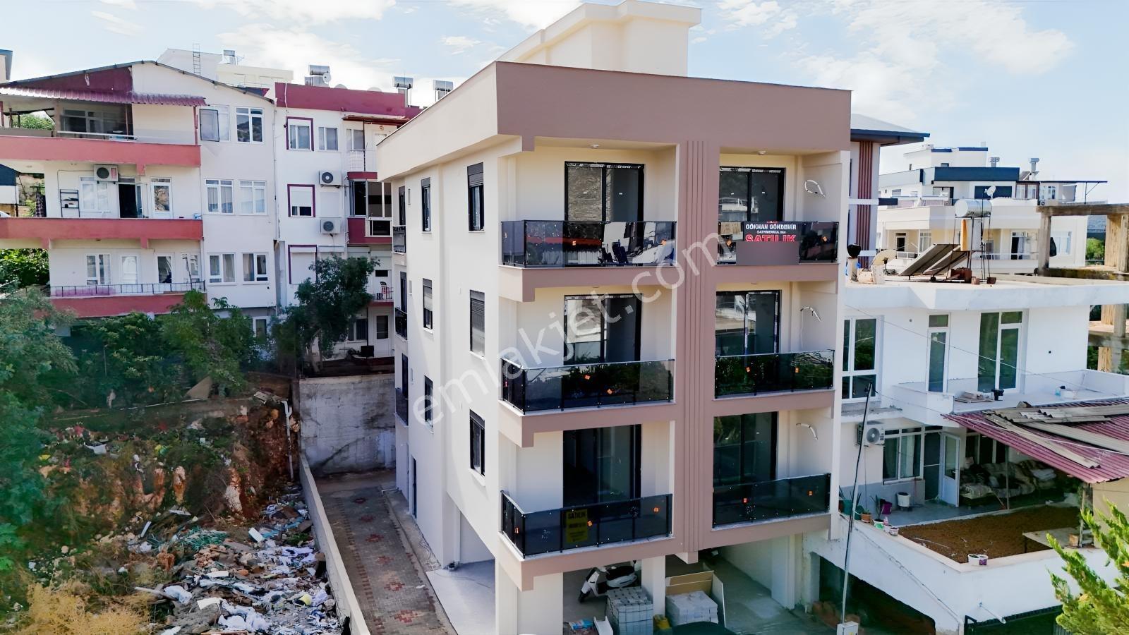 Gökhan Gökdemir'den Kayalık Zeminde Deniz Manzaralı 2+1 Daire — fotoğraf 5
