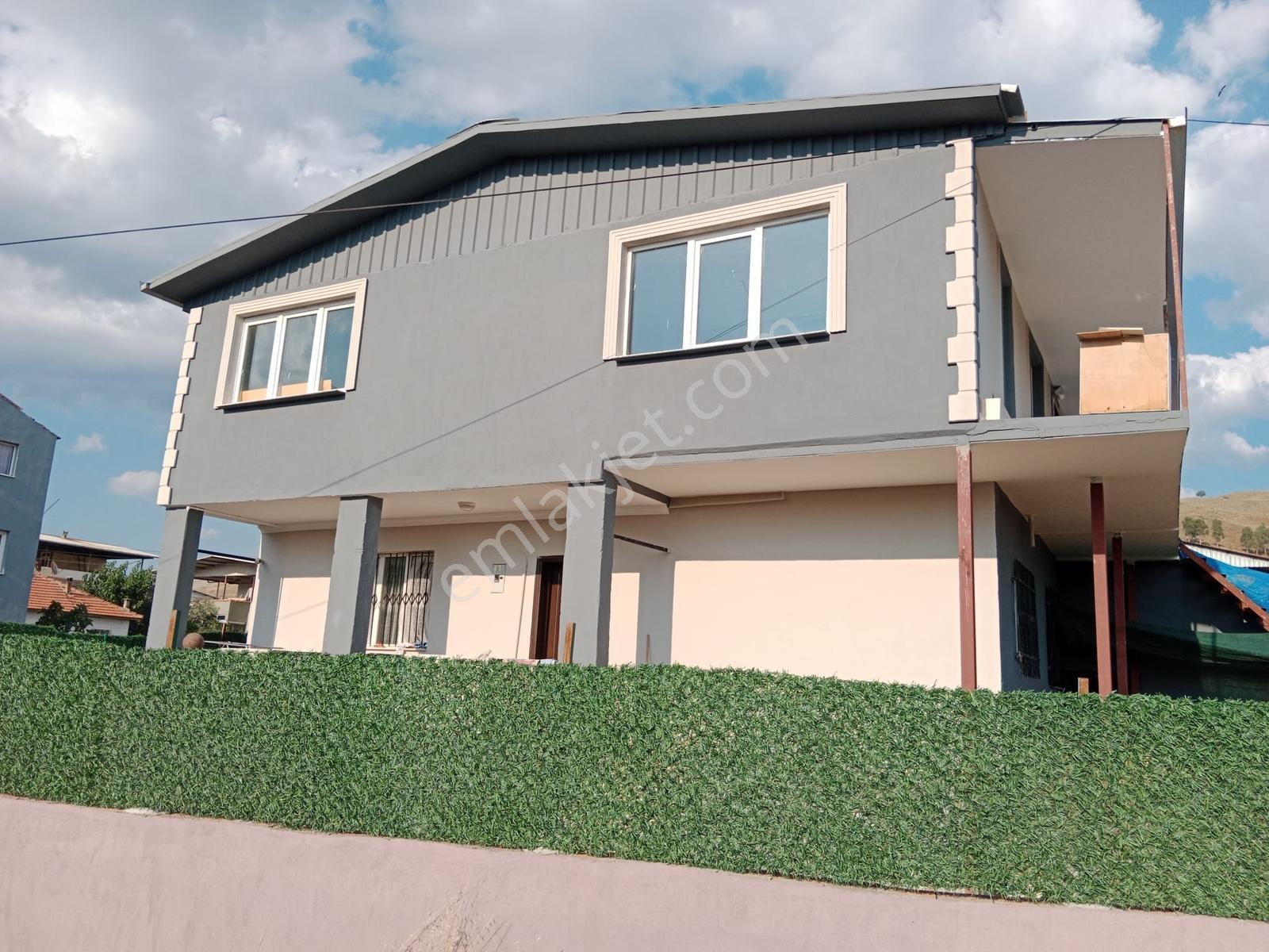 İzmir Harmandalı'da 1.860 M² Tarla İçinde, Bahçeli Müstakil Ev — fotoğraf 2