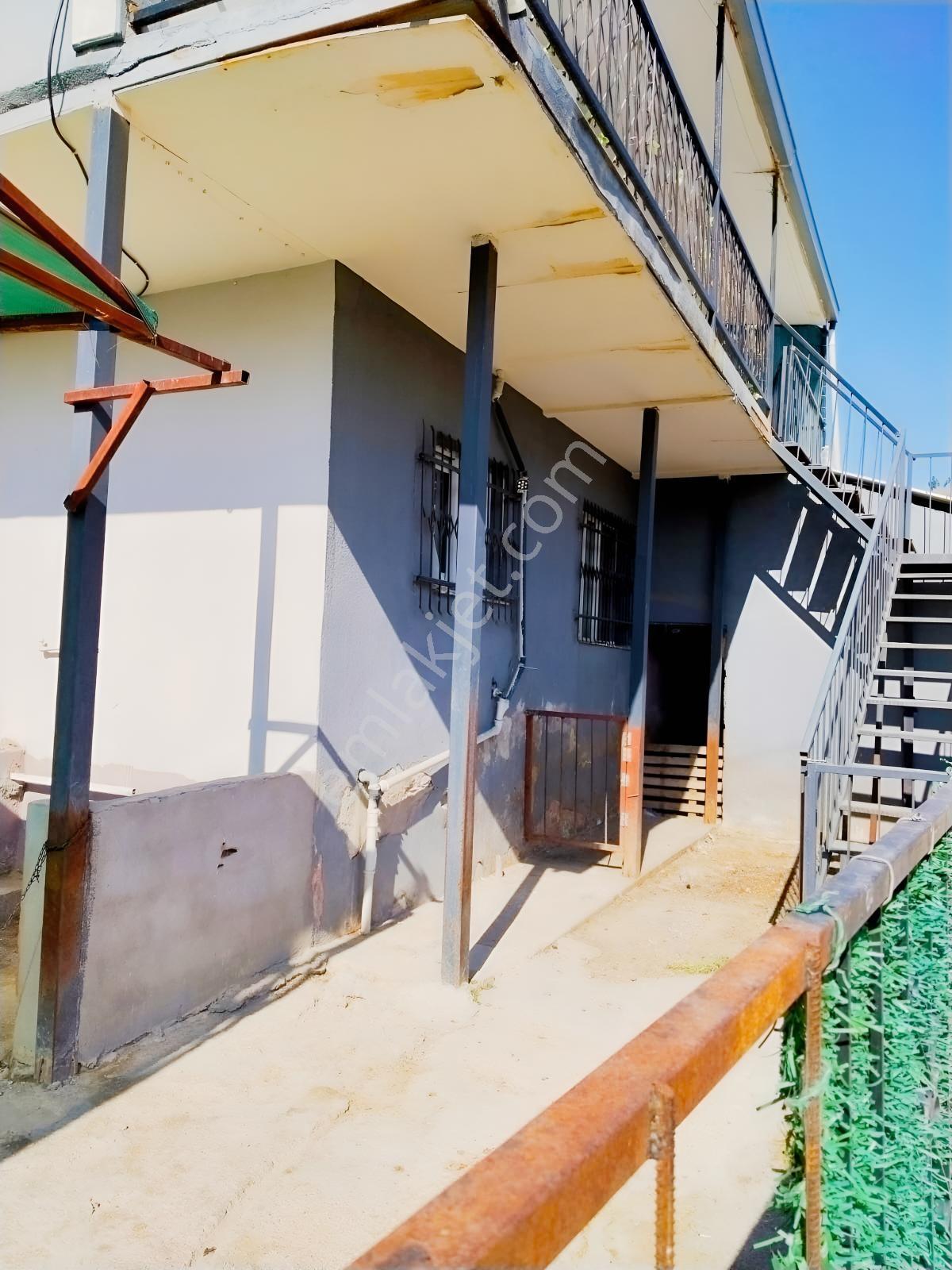 İzmir Harmandalı'da 1.860 M² Tarla İçinde, Bahçeli Müstakil Ev — fotoğraf 6