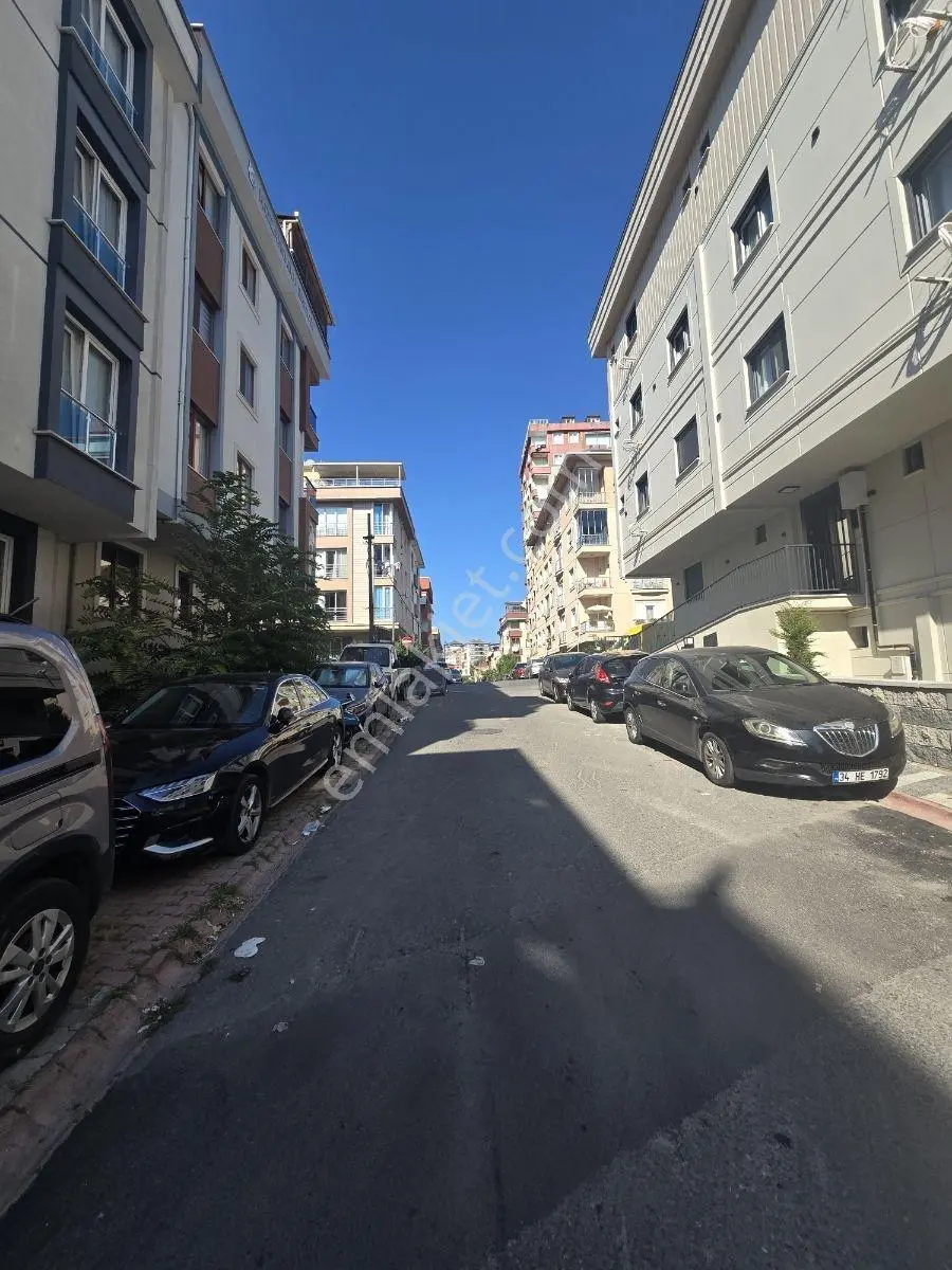 Çakmak Mah Tavukçuyolu Ve İkbal Cad Cephe 2+1 İskanlı Satılık — fotoğraf 3