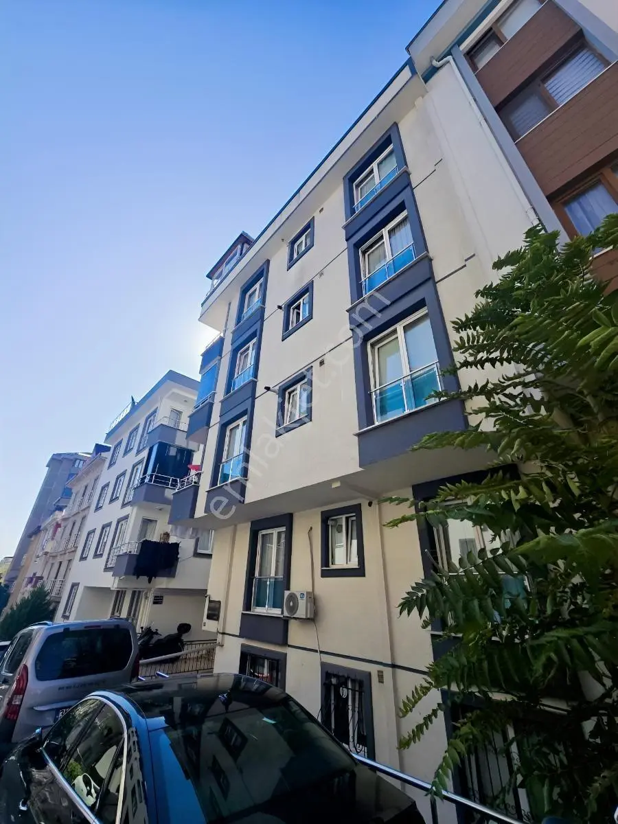 Çakmak Mah Tavukçuyolu Ve İkbal Cad Cephe 2+1 İskanlı Satılık — fotoğraf 4