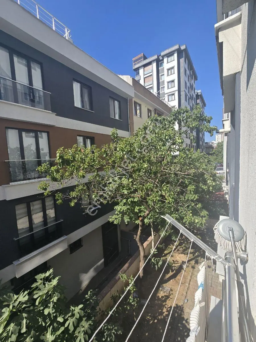 Çakmak Mah Tavukçuyolu Ve İkbal Cad Cephe 2+1 İskanlı Satılık — fotoğraf 9