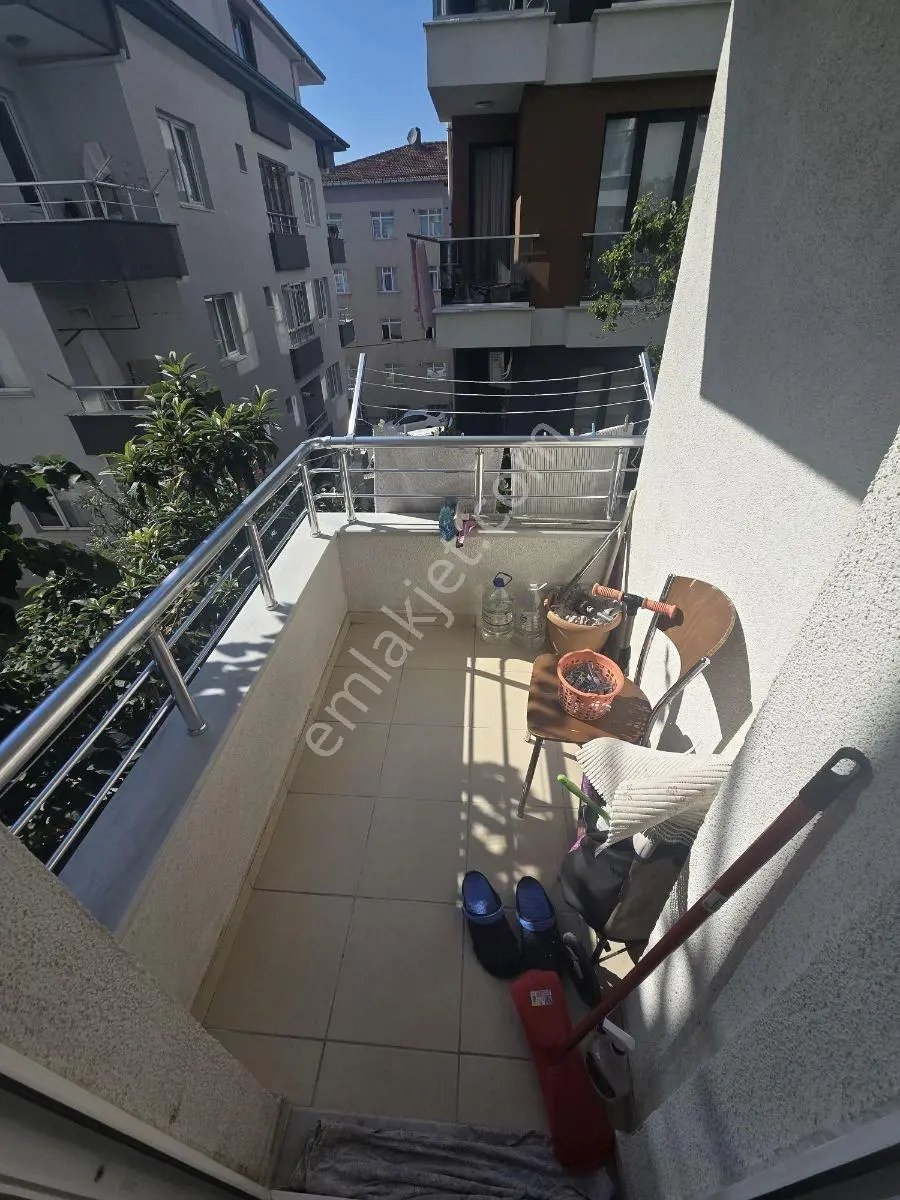 Çakmak Mah Tavukçuyolu Ve İkbal Cad Cephe 2+1 İskanlı Satılık — fotoğraf 11
