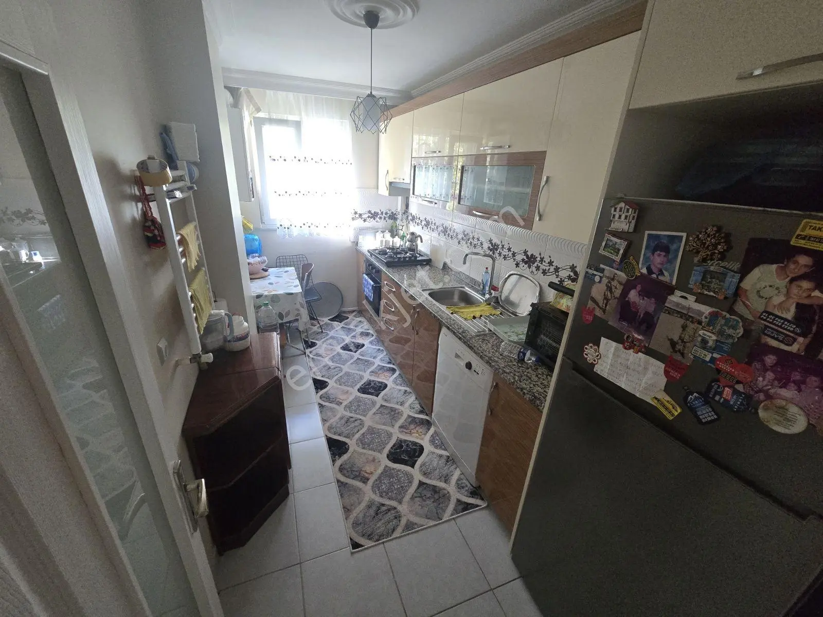Çakmak Mah Tavukçuyolu Ve İkbal Cad Cephe 2+1 İskanlı Satılık — fotoğraf 30