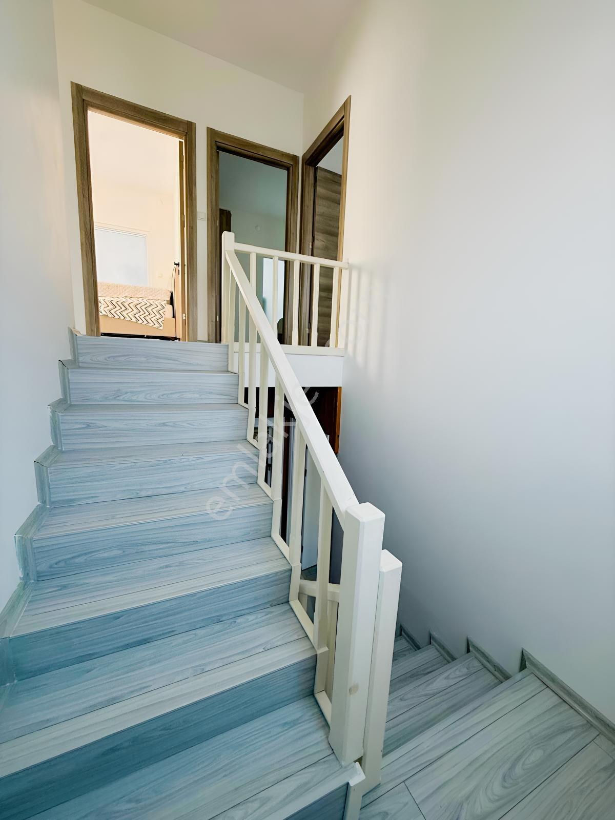 Semra Akkaya'dan Çatalçamda Komple Eşyalı Satılık Köşe Villa! — fotoğraf 25