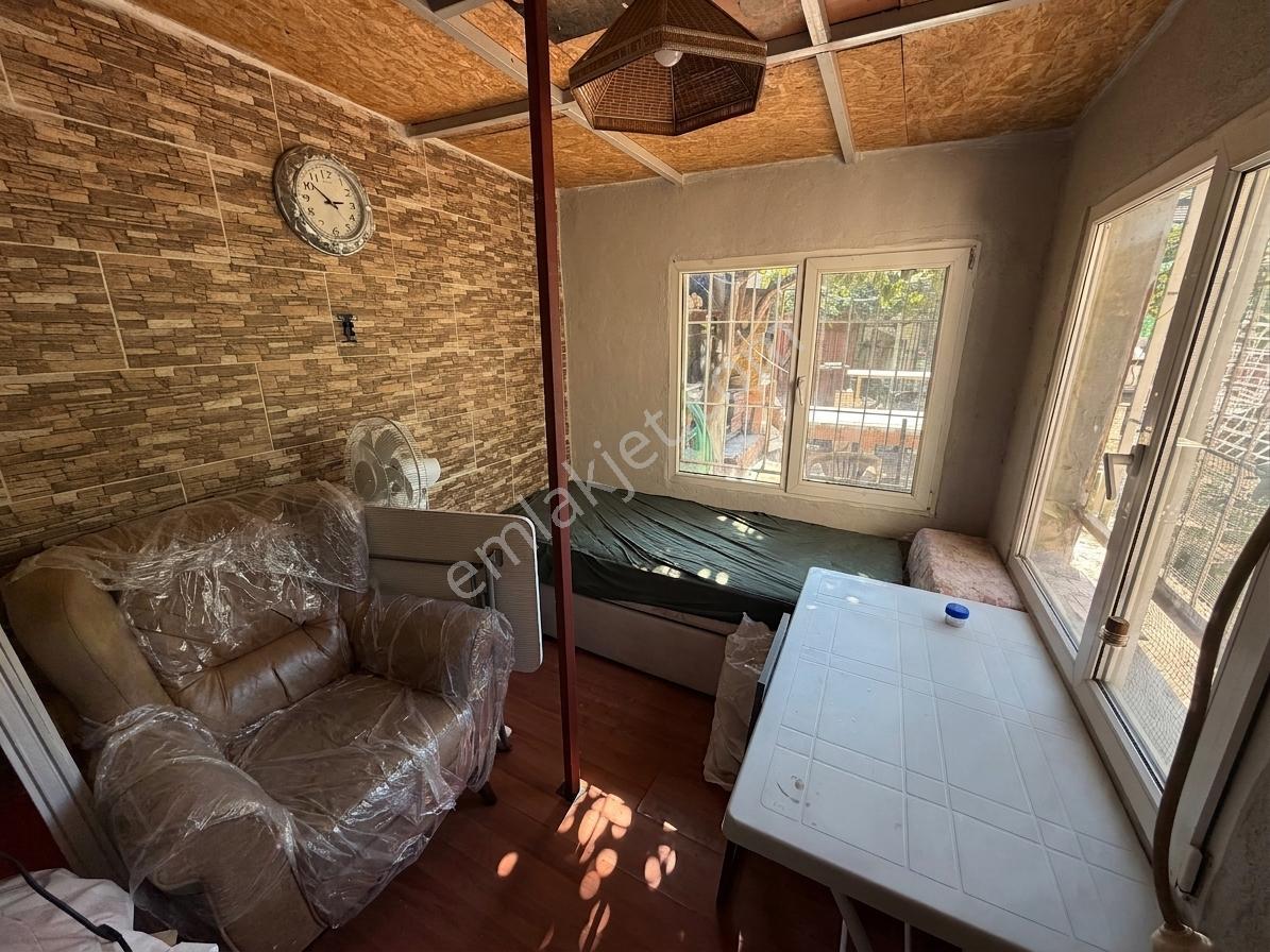 Tire Çiniyeri'nde Satılık 196 M² Bahçeli Köy Evi Araç Takaslı — fotoğraf 16