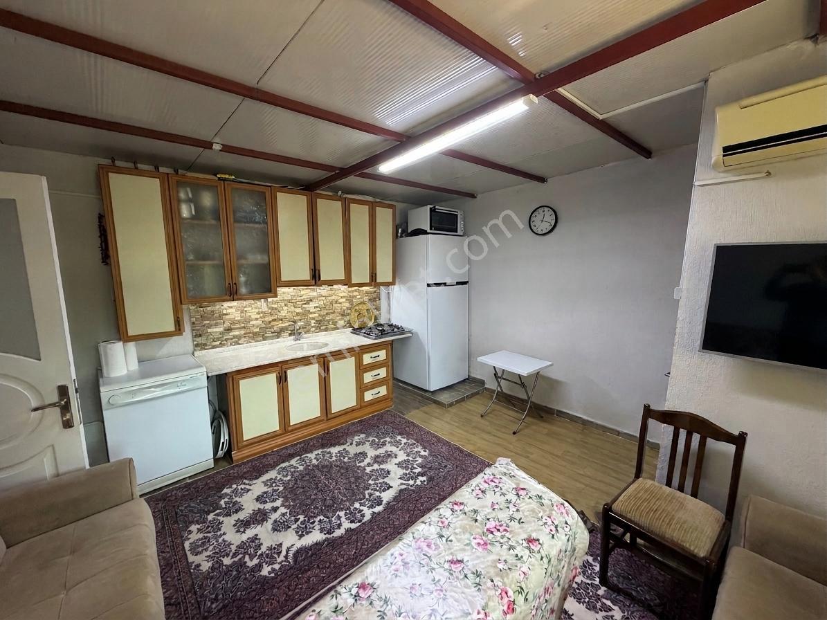 Tire Çiniyeri'nde Satılık 196 M² Bahçeli Köy Evi Araç Takaslı — fotoğraf 23