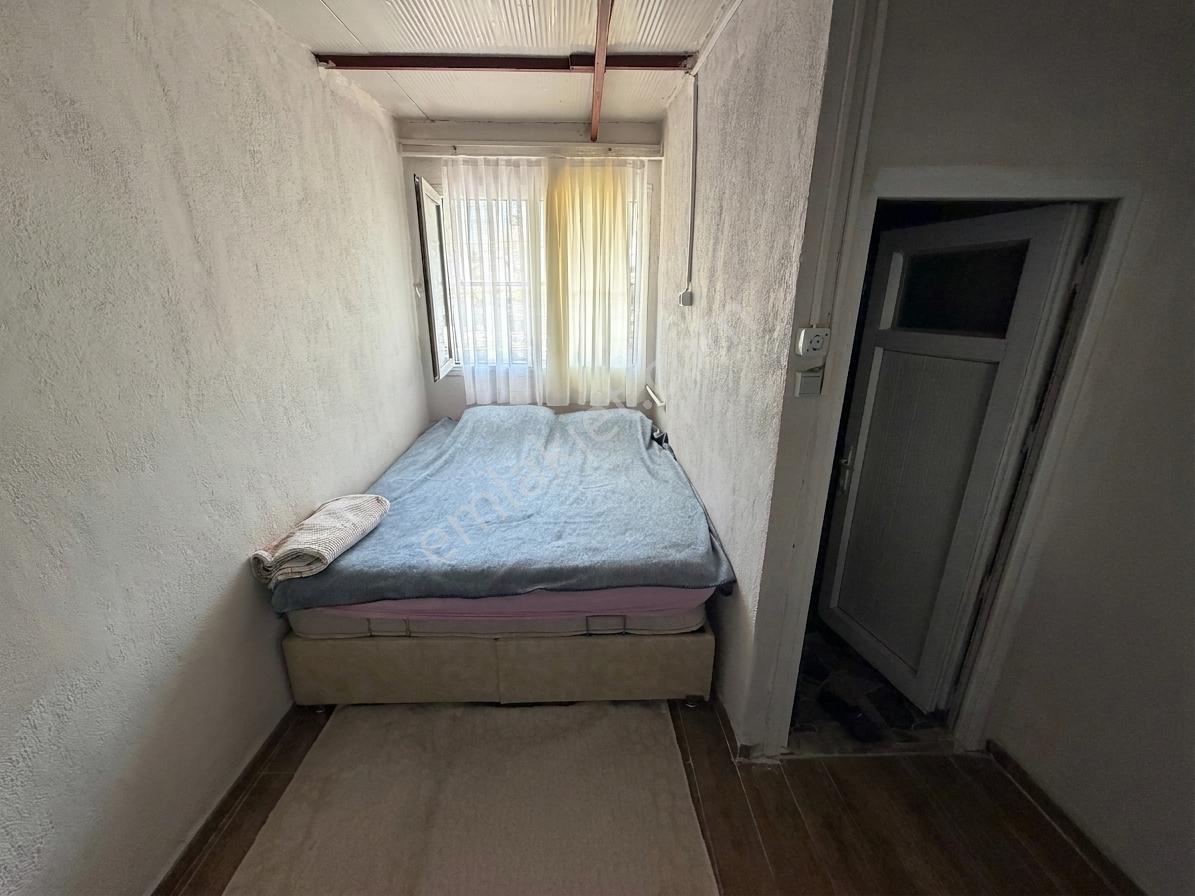 Tire Çiniyeri'nde Satılık 196 M² Bahçeli Köy Evi Araç Takaslı — fotoğraf 27