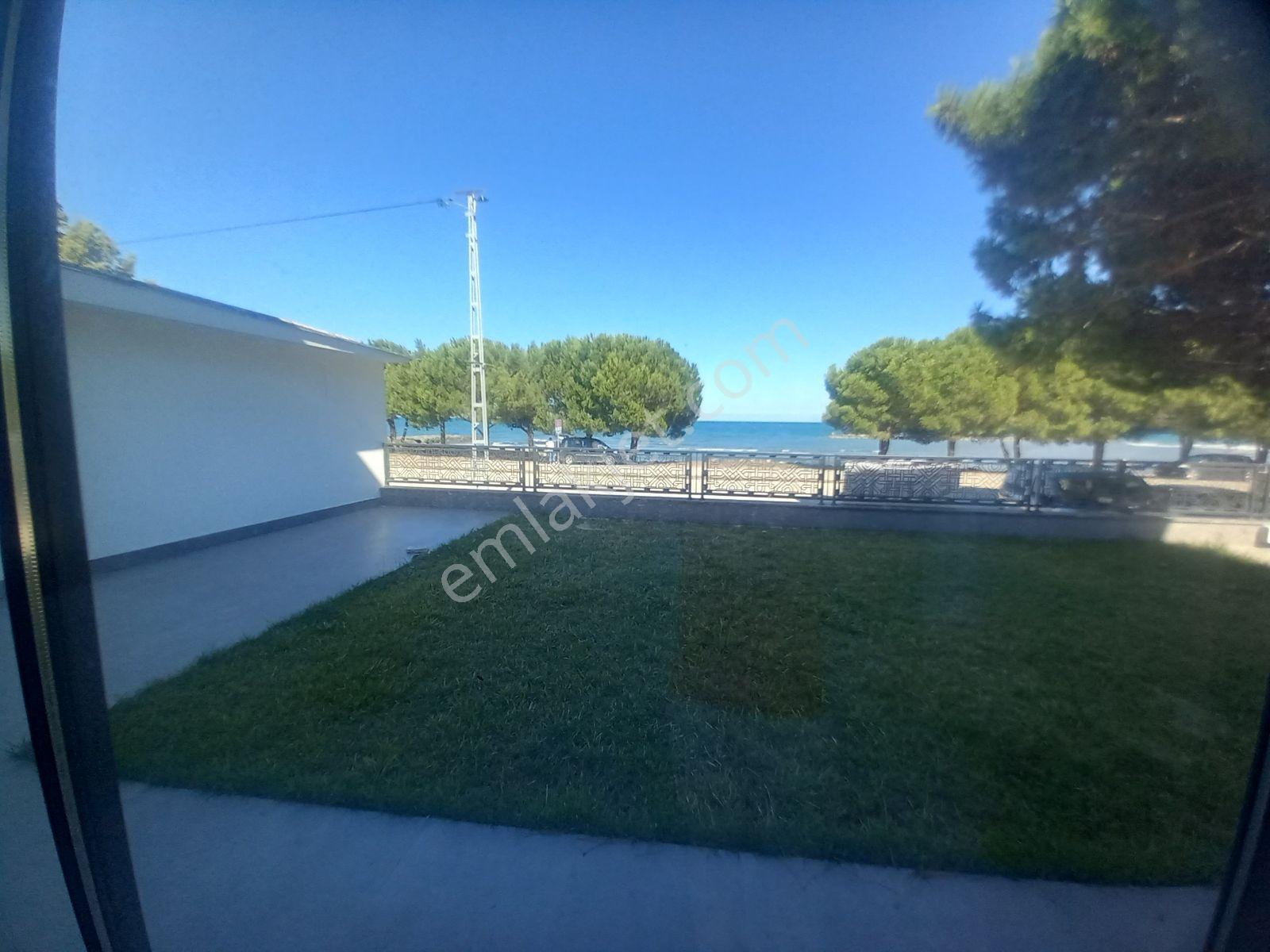 Erlife Yeg Den Çatalçam Da Denize Sıfır Satılık Villa — fotoğraf 13
