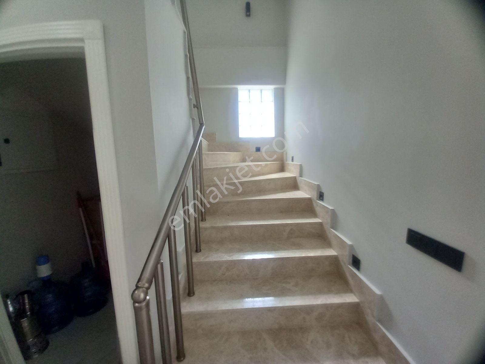 Erlife Yeg Den Çatalçam Da Denize Sıfır Satılık Villa — fotoğraf 21