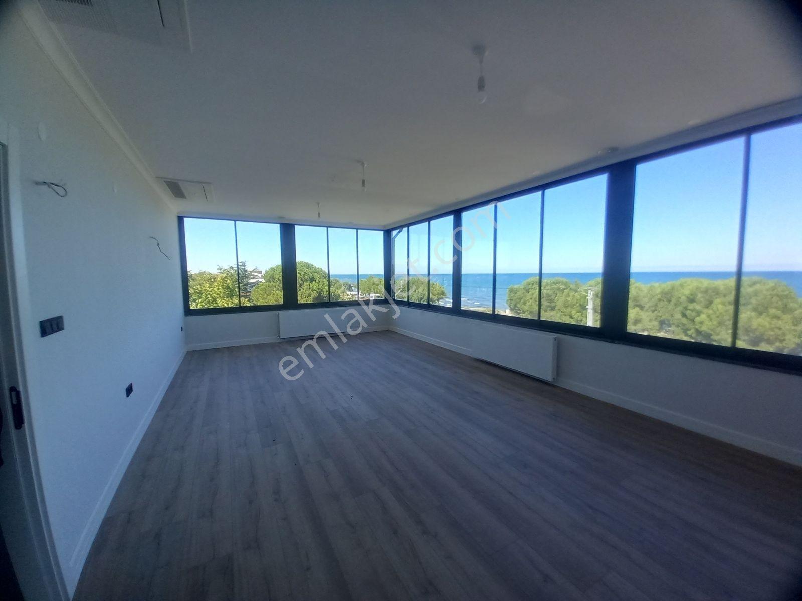 Erlife Yeg Den Çatalçam Da Denize Sıfır Satılık Villa — fotoğraf 33