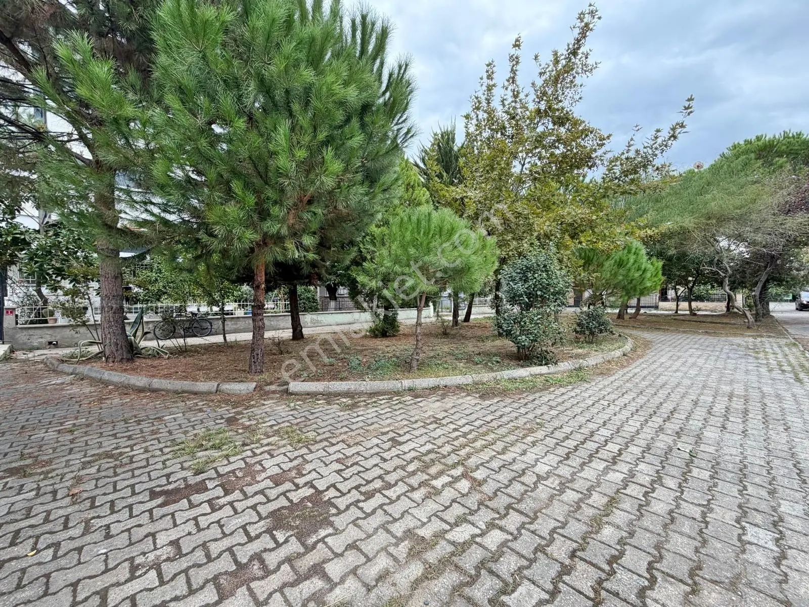 ▀güçten Akçay'da Doktorlar Sitesi Mevkii Fırsat 2+1 Gerçek İlan▀ — fotoğraf 6