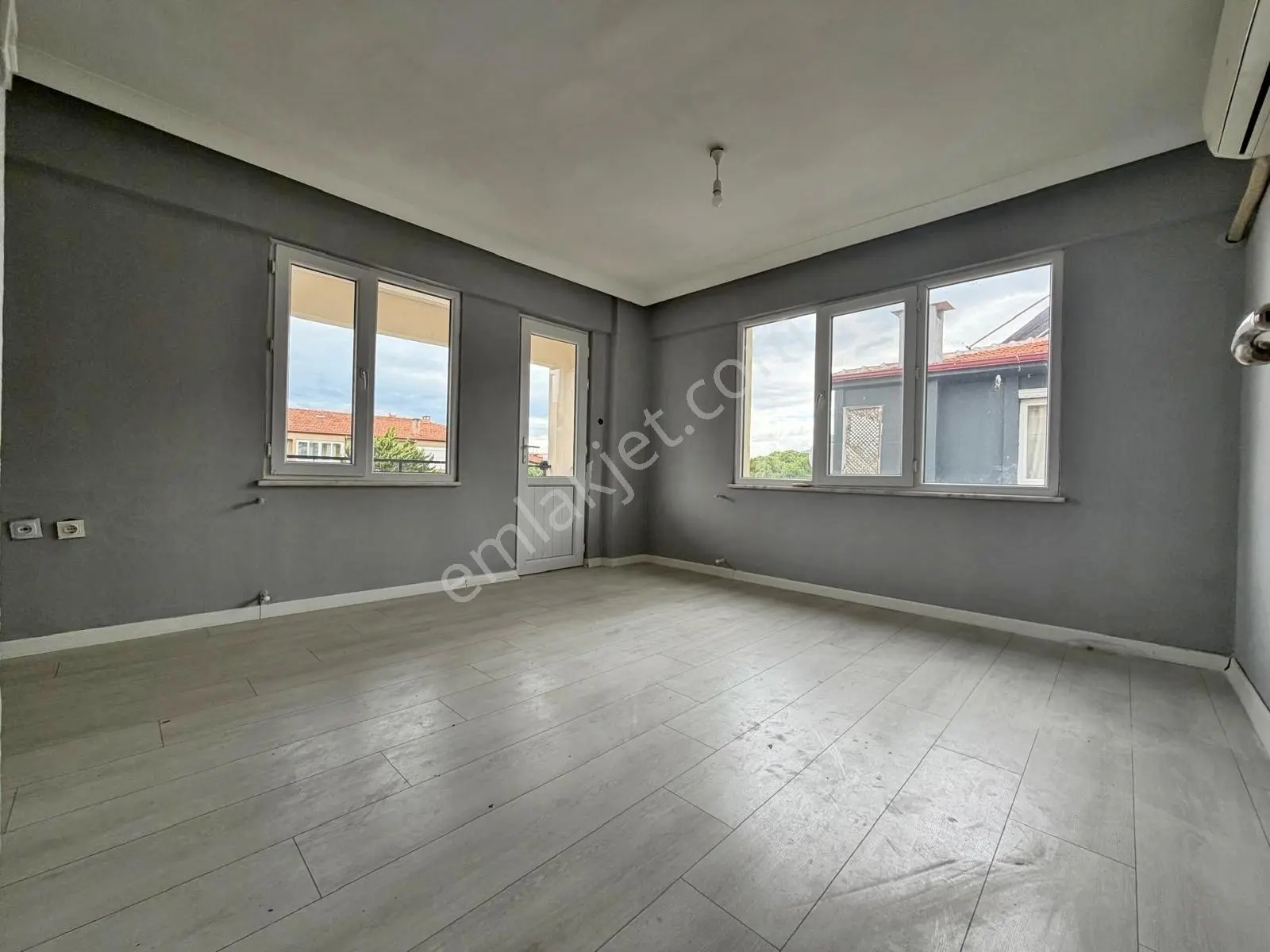▀güçten Akçay'da Doktorlar Sitesi Mevkii Fırsat 2+1 Gerçek İlan▀ — fotoğraf 8
