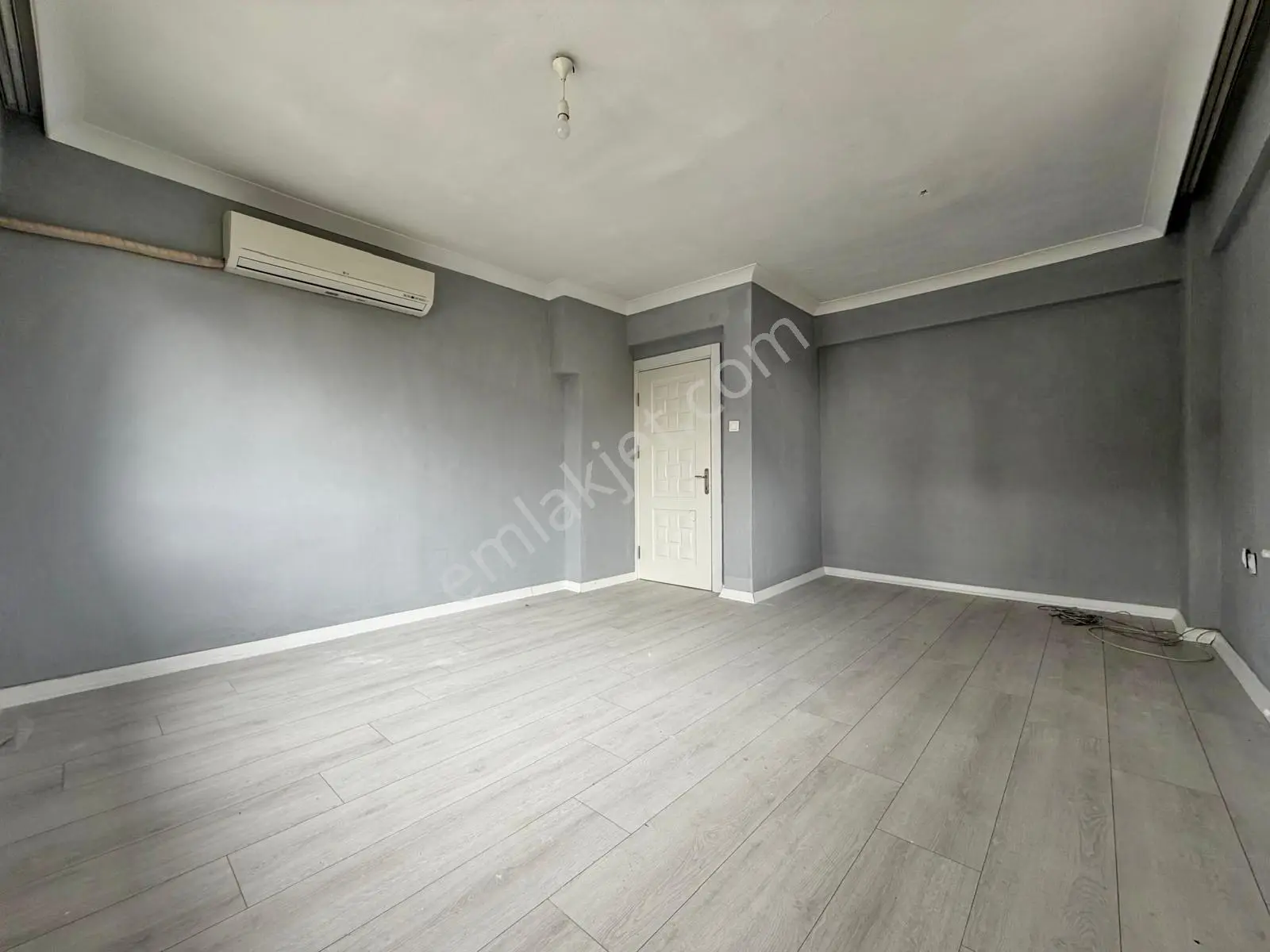 ▀güçten Akçay'da Doktorlar Sitesi Mevkii Fırsat 2+1 Gerçek İlan▀ — fotoğraf 17