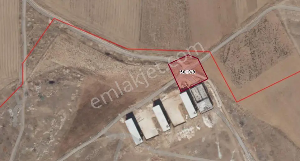Karaman Hamidiye'de Sanayi İmarlı, 2000 M² Hisseli Arsa — fotoğraf 2