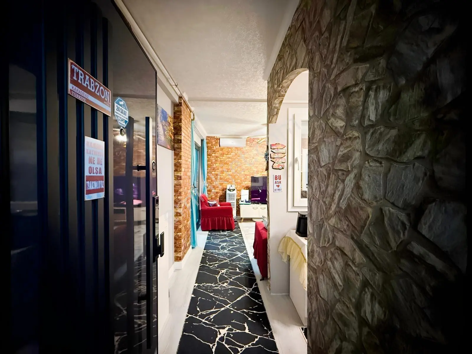 Remax Semra Akkaya'dan Akıllı Sistem Donatılı Satılık Özel 1+1 — fotoğraf 5