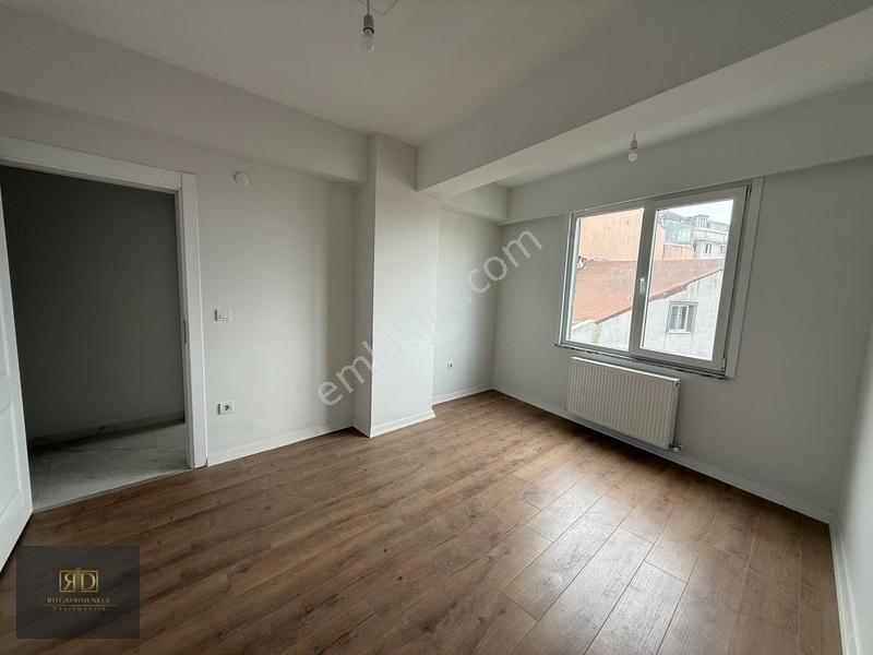 Rd'den Kağıthane Metro Ve Axis Avm'ye 5'dk 1.kat 2+1 Daire — fotoğraf 6