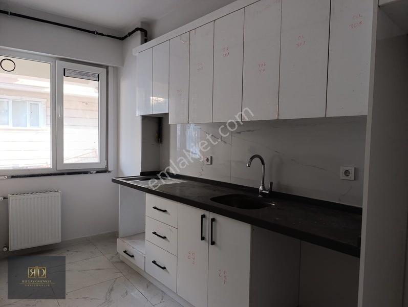 Rd'den Kağıthane Metro Ve Axis Avm'ye 5'dk 1.kat 2+1 Daire — fotoğraf 10