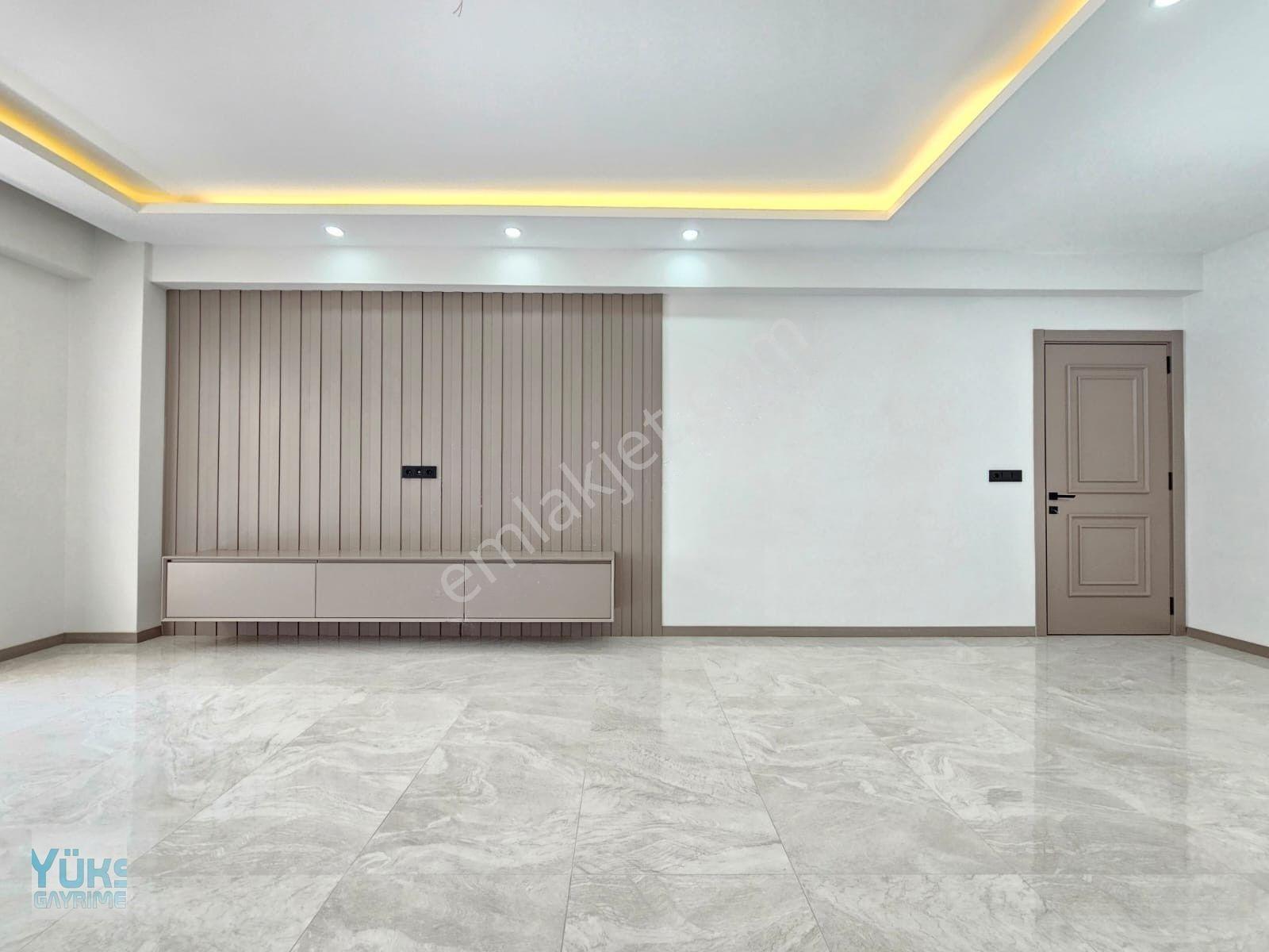 Denizli Karahasanlı Da 3.5+1 200 M2 Havuzlu Ultra Lüks Konsept Daireler — fotoğraf 5