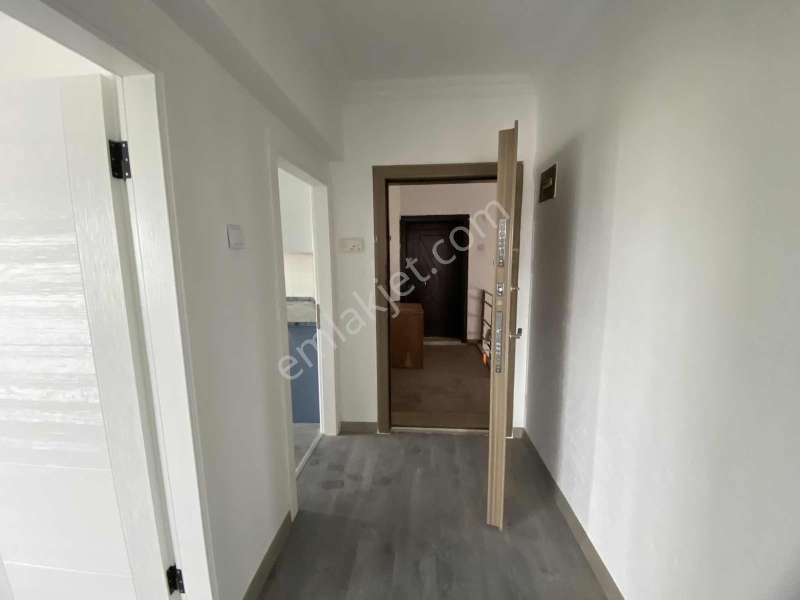 İzyap'tan Karşıyaka Kuğkent'de 3+1 120m2 Satılık Daire — fotoğraf 9
