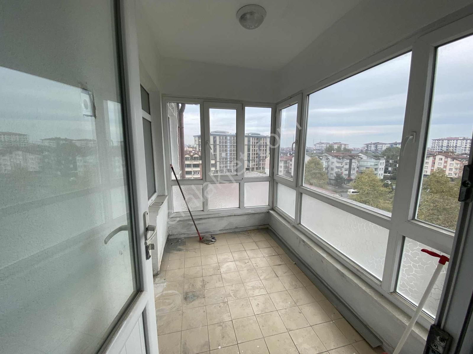 İzyap'tan Karşıyaka Kuğkent'de 3+1 120m2 Satılık Daire — fotoğraf 12