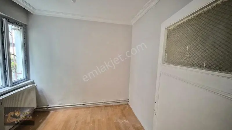 Kent Emlaktan Abidinpaşada Kot-2 De 2+1 Satılık Bahçe Katı Daire — fotoğraf 17