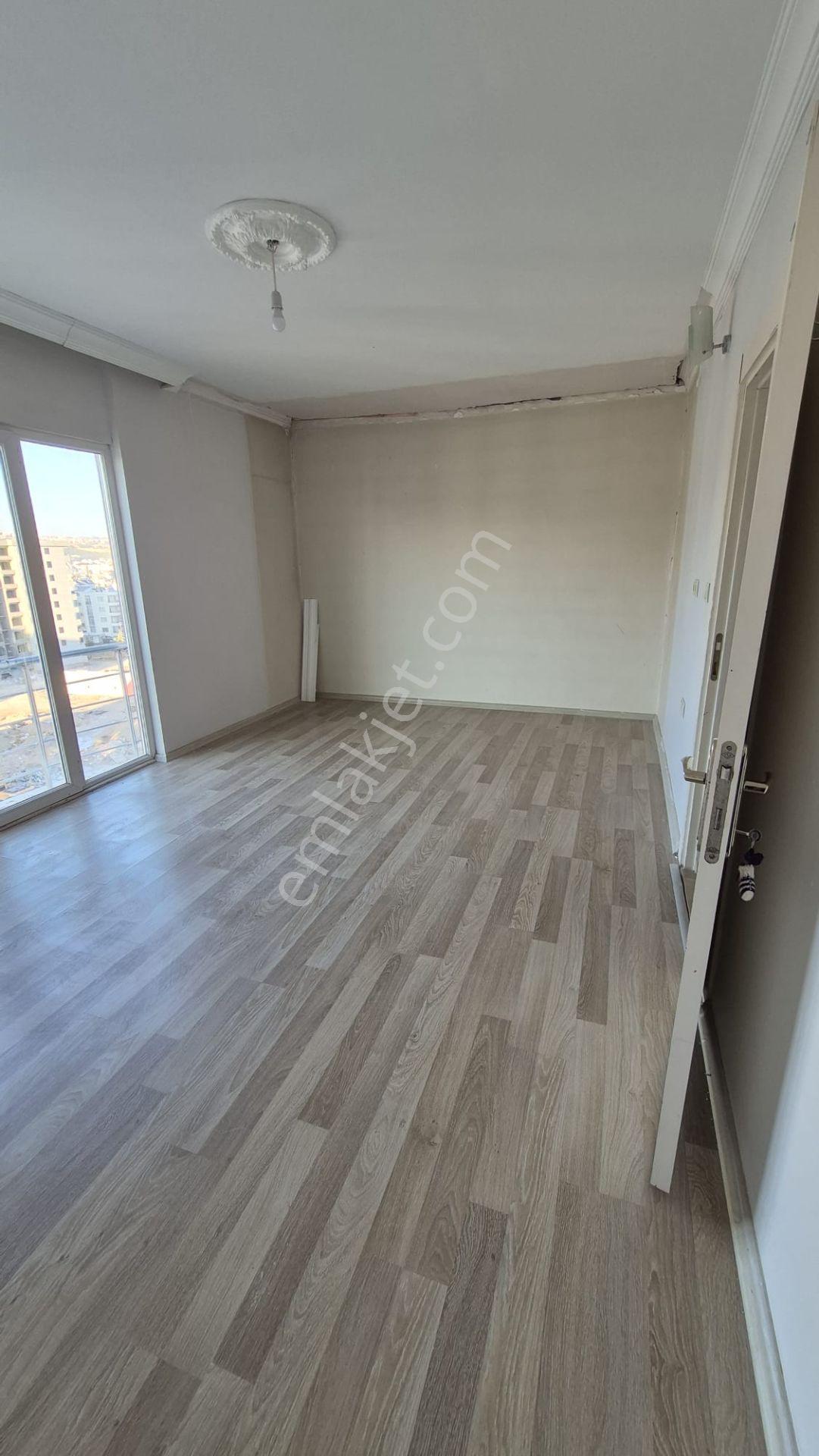 Dmz Gm Volkan Karabulak Yeni Sanayi Geniş Teraslı Satılık 5+2 Dubleks Daire — fotoğraf 14