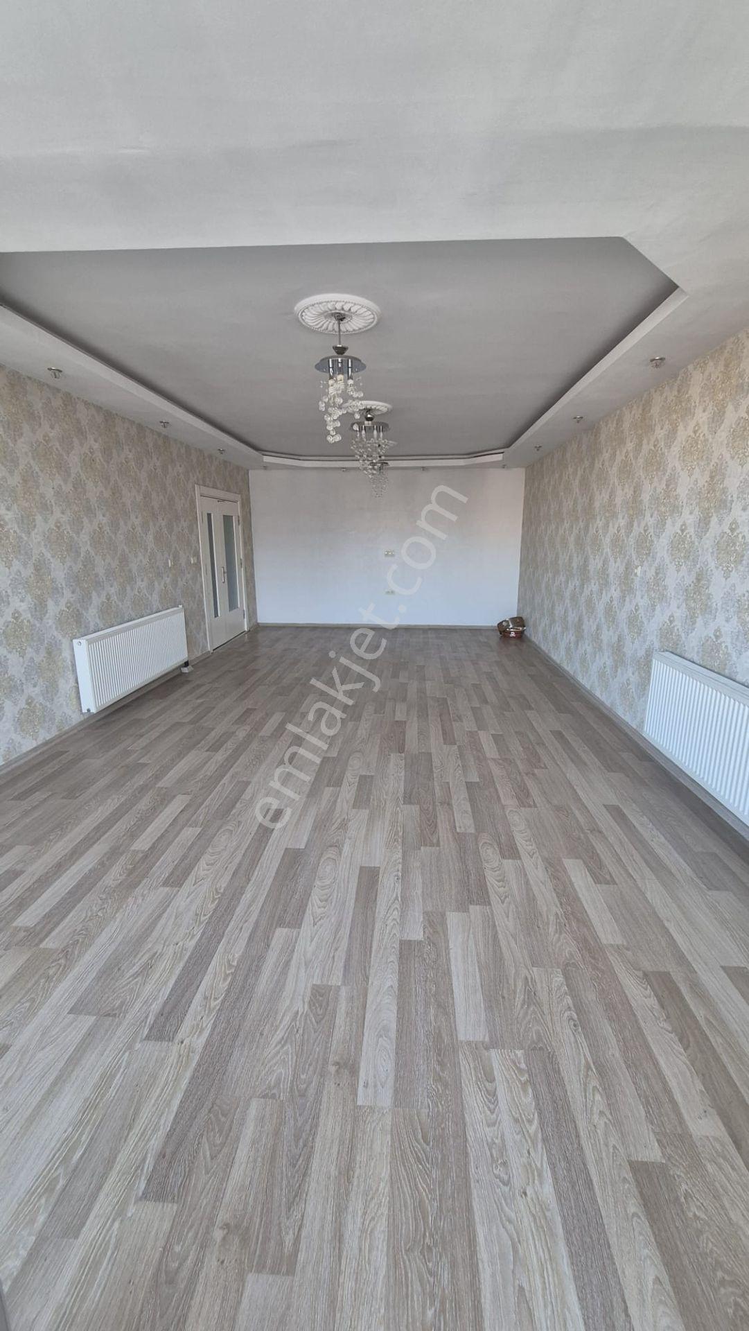 Dmz Gm Volkan Karabulak Yeni Sanayi Geniş Teraslı Satılık 5+2 Dubleks Daire — fotoğraf 17