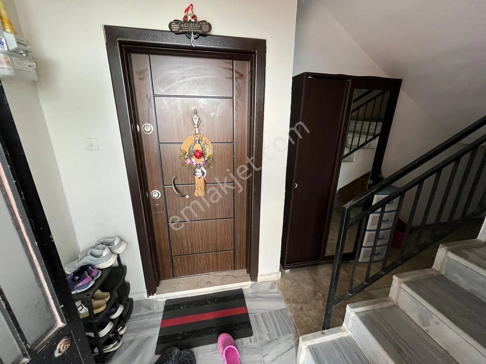 Derince Fsm De Satılık Ara Kat 2+1 Daire Yenilenmiş — fotoğraf 23