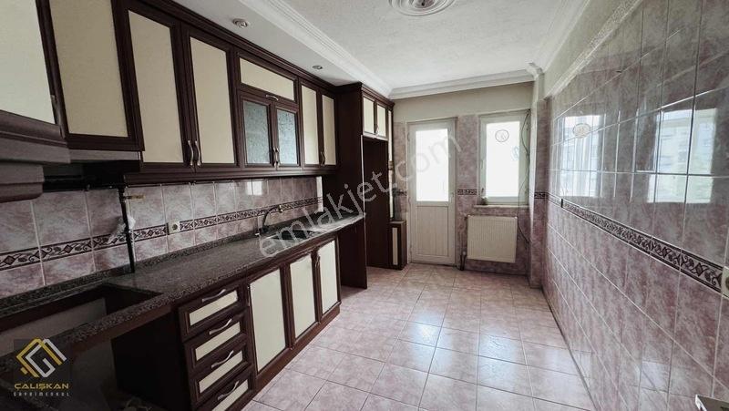 Site/ferah/cam Balkonlu/ana Yola 50m/konum Harika — fotoğraf 3