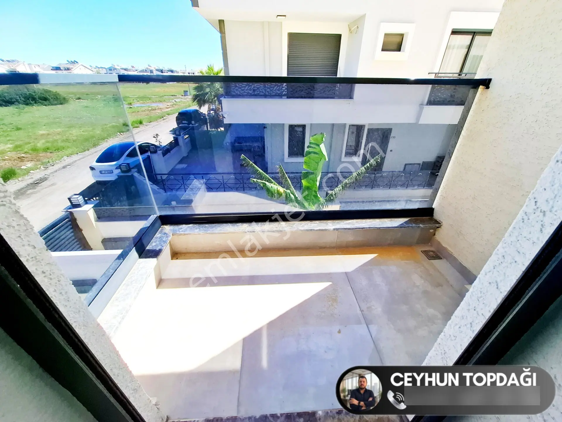 Didim'de Satılık 3+1 Havuzlu Bahçeli Otoparklı Ön Cephe Müstakil Villa ! — fotoğraf 16