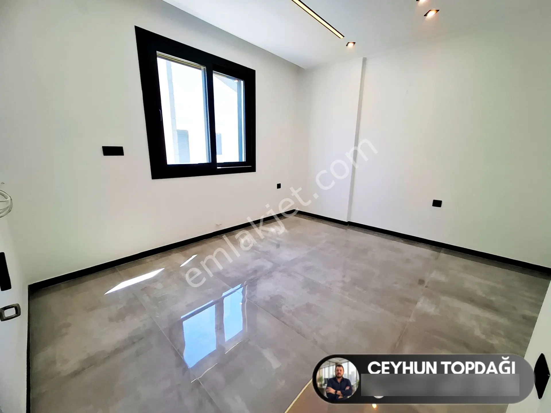 Didim'de Satılık 3+1 Havuzlu Bahçeli Otoparklı Ön Cephe Müstakil Villa ! — fotoğraf 19