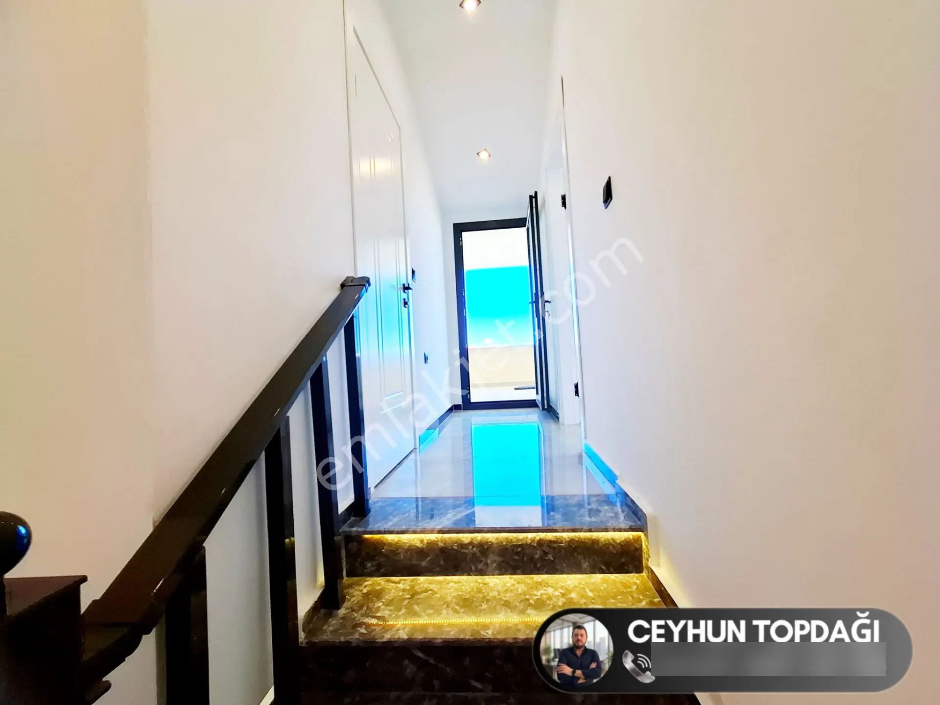Didim'de Satılık 3+1 Havuzlu Bahçeli Otoparklı Ön Cephe Müstakil Villa ! — fotoğraf 25