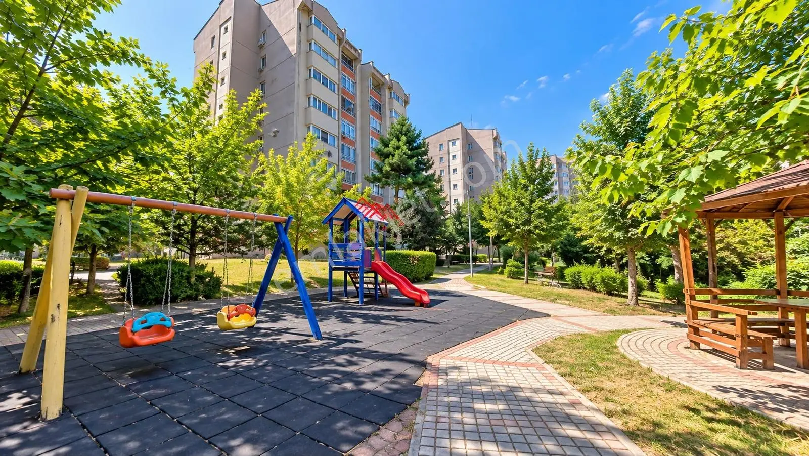Acil Satılık! Çamlık Erguvan Sitesinde 145 M² Geniş Ferah 3+1 — fotoğraf 21