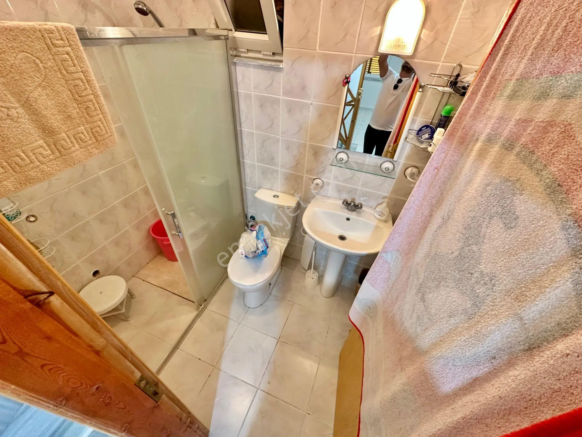 Ay Emlak'tan Pelitköy'de Deniz Manzaralı Geniş Kullanışlı Teraslı Satılık 3+1 Müstakil Villa — fotoğraf 15