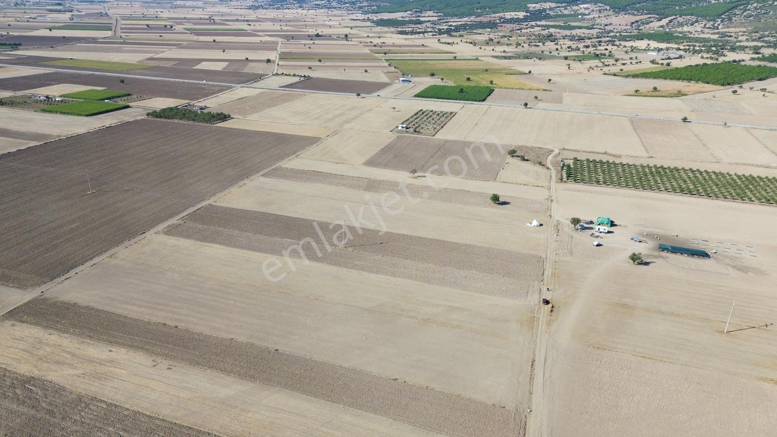Serinhisar Cumhuriyet Mah. Ana Yola Yakın 4.154 M² Satılık Tarla — fotoğraf 9