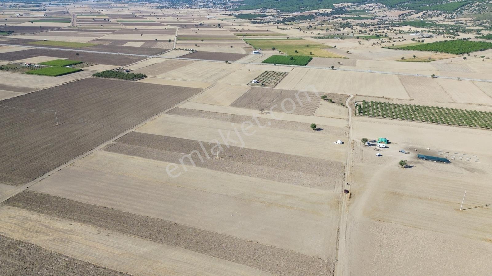 Serinhisar Cumhuriyet Mah. Ana Yola Yakın 4.154 M² Satılık Tarla — fotoğraf 10